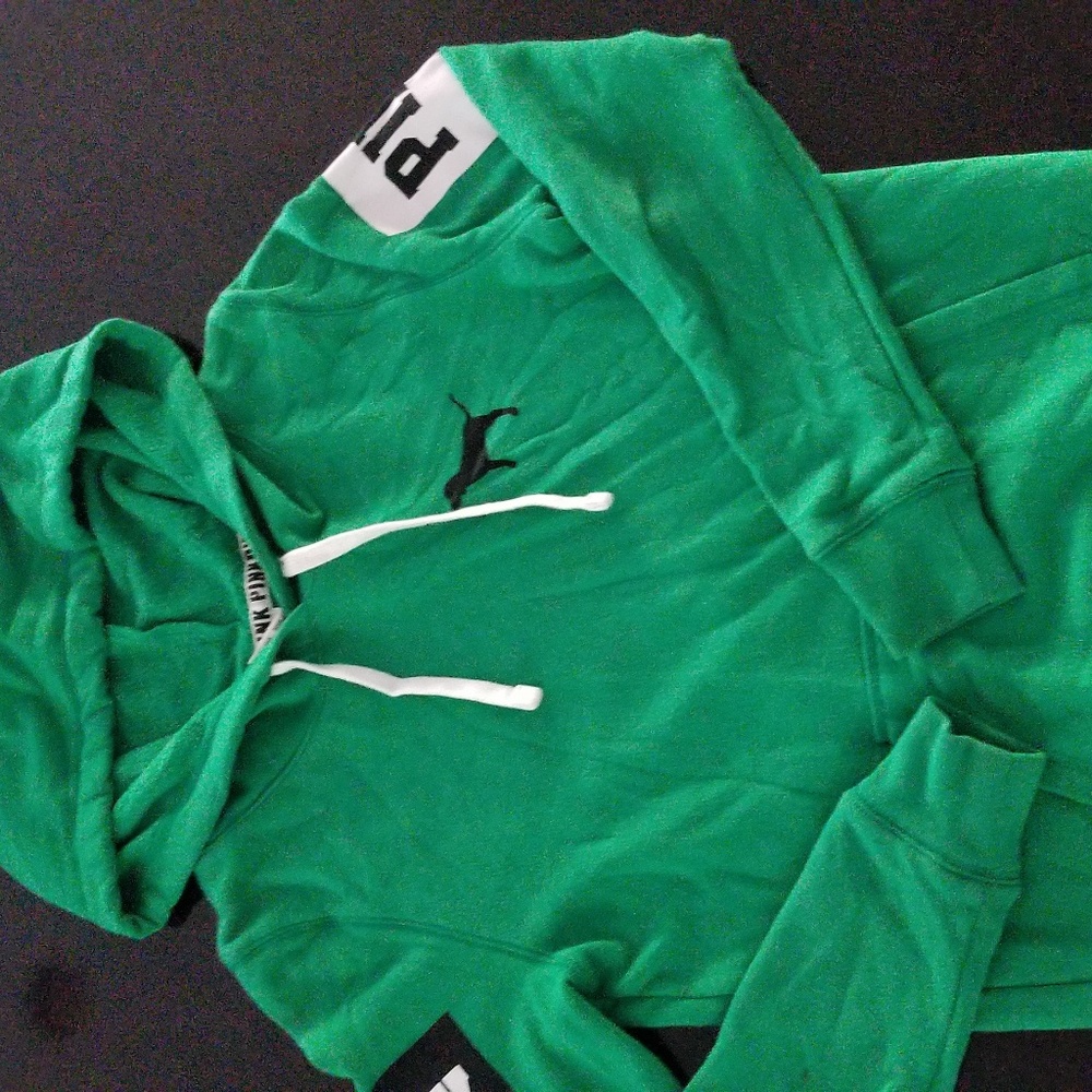 Victoria's secret pink sweatshirt